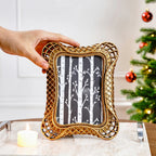 Cadre Avec Moulures Dorées Rétro