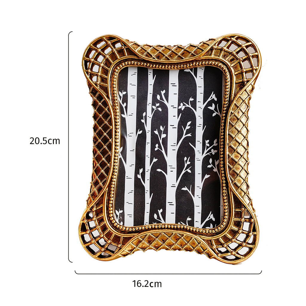 Cadre Avec Moulures Dorées Rétro