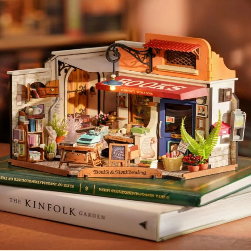 Diorama - Les Petites Boutiques