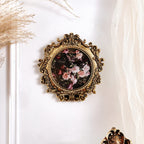 Cadre Avec Moulures Dorées Rétro