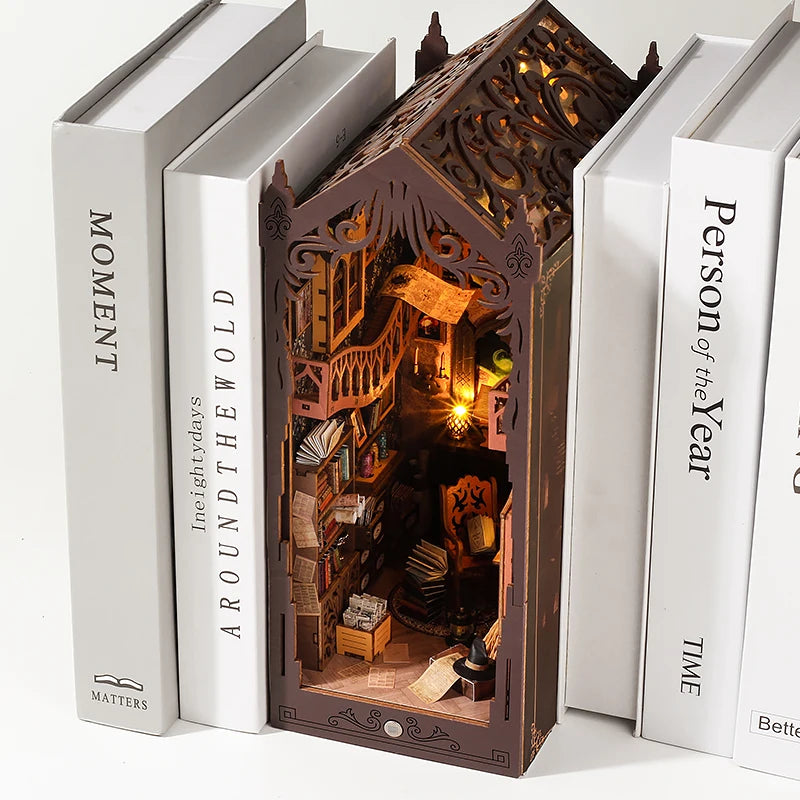 Book Nook - Différents Univers